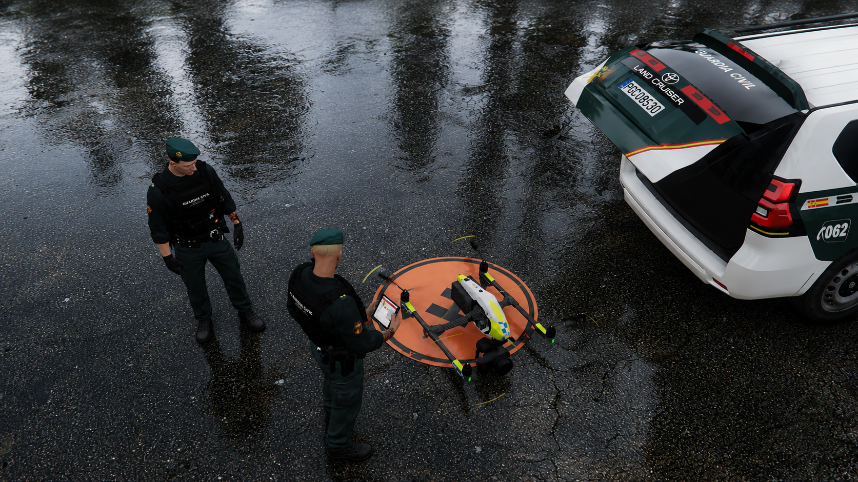 Operativos preparando un dron
